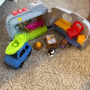 Little people RV Kids Playset with Blue Car and Green Roof